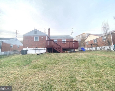 11005 Amherst Avenue - Photo Thumbnail 44