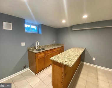 11005 Amherst Avenue - Photo Thumbnail 31