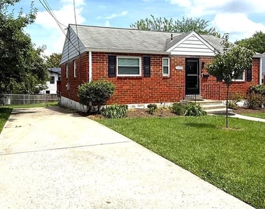11005 Amherst Avenue - Photo Thumbnail 3