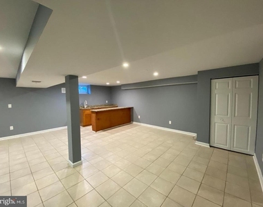 11005 Amherst Avenue - Photo Thumbnail 29