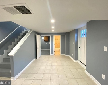 11005 Amherst Avenue - Photo Thumbnail 26