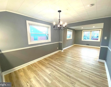 11005 Amherst Avenue - Photo Thumbnail 10