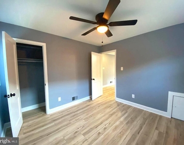 11005 Amherst Avenue - Photo Thumbnail 19