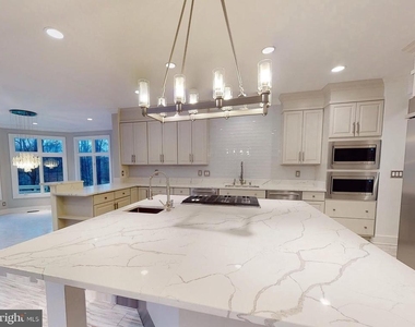 9629 Eagle Ridge Drive - Photo Thumbnail 16