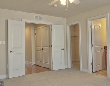 219 Baldwin Street - Photo Thumbnail 11
