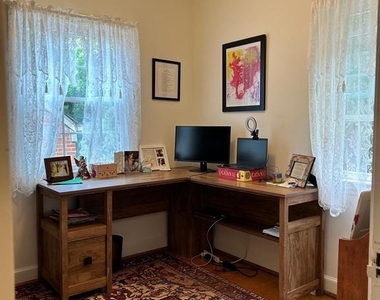 812 Woodside Parkway - Photo Thumbnail 9