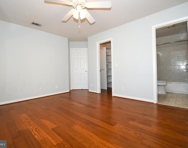 10715 Hampton Mill - Photo Thumbnail 21