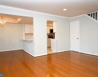 10715 Hampton Mill - Photo Thumbnail 7