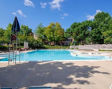 10715 Hampton Mill - Photo Thumbnail 34