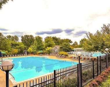 10715 Hampton Mill - Photo Thumbnail 33