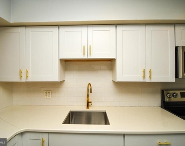 10715 Hampton Mill - Photo Thumbnail 8
