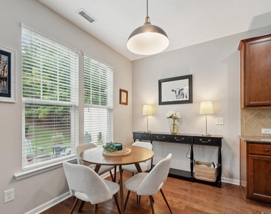 504 Hammond Oak Lane - Photo Thumbnail 8