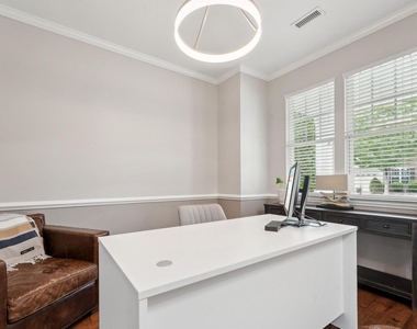 504 Hammond Oak Lane - Photo Thumbnail 2