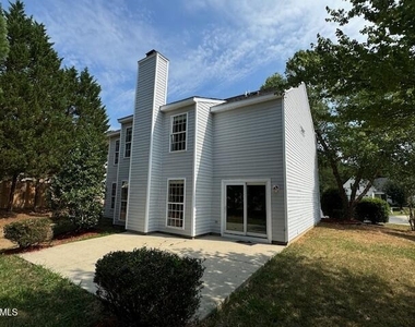 102 Alice Court - Photo Thumbnail 17