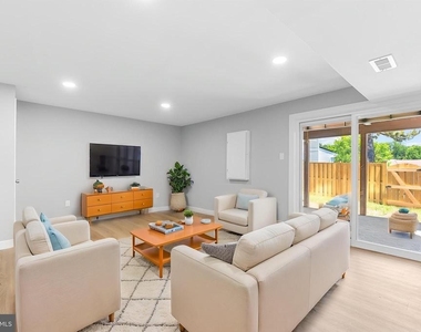 11409 Berland Place - Photo Thumbnail 15