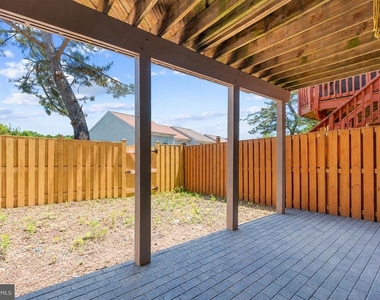 11409 Berland Place - Photo Thumbnail 24
