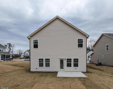 1233 Weavers Trace Drive - Photo Thumbnail 1