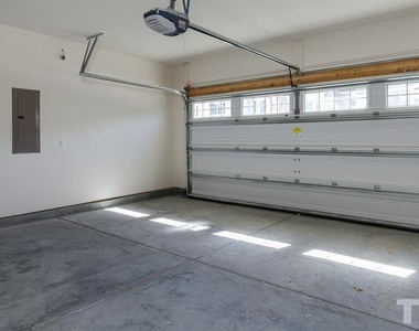 213 Begen Street - Photo Thumbnail 21