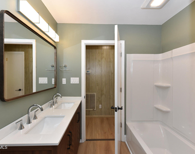 3809 Boddie Drive - Photo Thumbnail 11