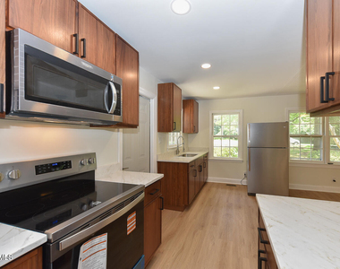 3809 Boddie Drive - Photo Thumbnail 7
