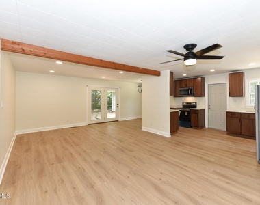 3809 Boddie Drive - Photo Thumbnail 4