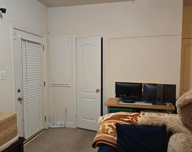 18616 Poplar Glen Court - Photo Thumbnail 16