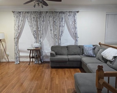 18616 Poplar Glen Court - Photo Thumbnail 12