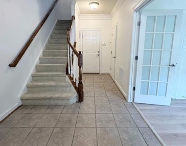 121 Autumn View Drive - Photo Thumbnail 3