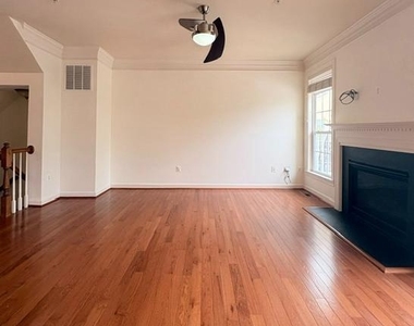 121 Autumn View Drive - Photo Thumbnail 9