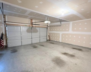 121 Autumn View Drive - Photo Thumbnail 44
