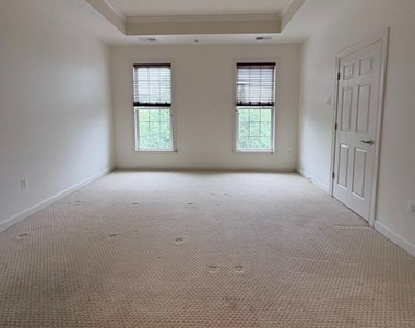 121 Autumn View Drive - Photo Thumbnail 26