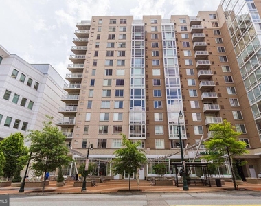 930 Wayne Avenue - Photo Thumbnail 26