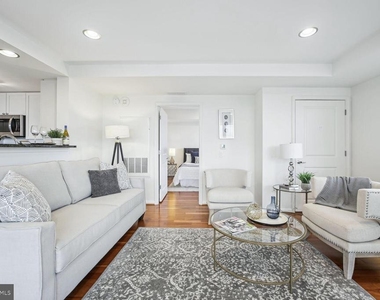 930 Wayne Avenue - Photo Thumbnail 10