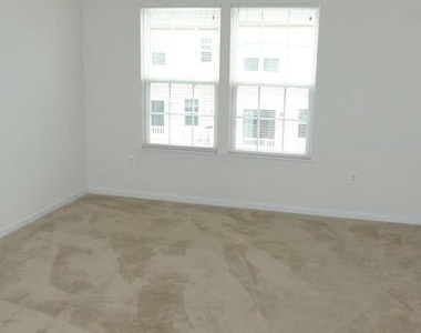 7218 Sugar Magnolia Lane - Photo Thumbnail 15