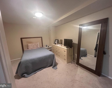 10217 Savoy Court - Photo Thumbnail 3