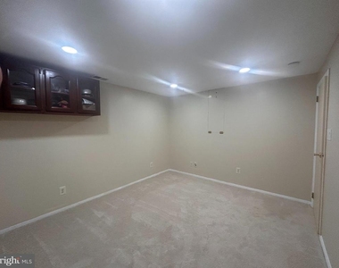 10217 Savoy Court - Photo Thumbnail 2