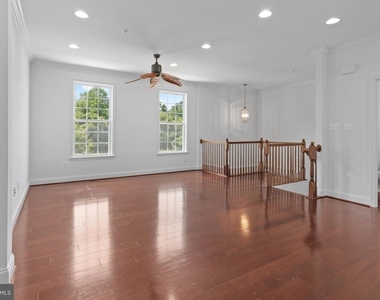 8852 Purple Iris Lane - Photo Thumbnail 12