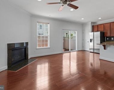 8852 Purple Iris Lane - Photo Thumbnail 20