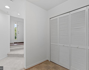 8852 Purple Iris Lane - Photo Thumbnail 9