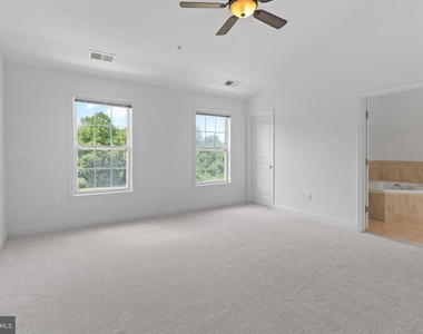 8852 Purple Iris Lane - Photo Thumbnail 23