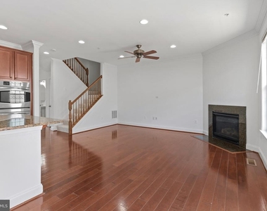 8852 Purple Iris Lane - Photo Thumbnail 19
