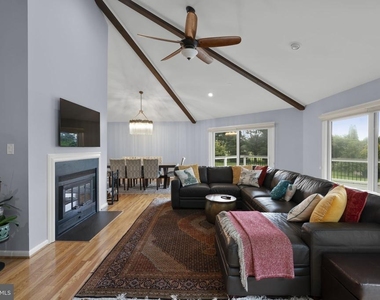 1920 Woodstock Road - Photo Thumbnail 4