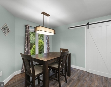 1920 Woodstock Road - Photo Thumbnail 14