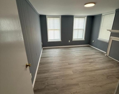 122 W All Saints Street - Photo Thumbnail 22