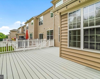 5053 Wesley Square - Photo Thumbnail 15