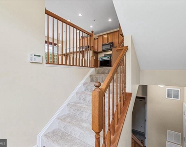 5053 Wesley Square - Photo Thumbnail 4