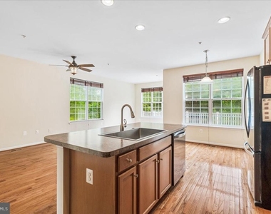 5053 Wesley Square - Photo Thumbnail 11