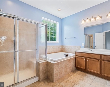 5053 Wesley Square - Photo Thumbnail 22