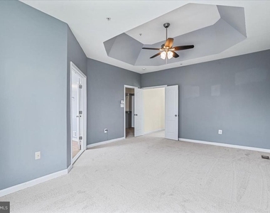 5053 Wesley Square - Photo Thumbnail 21