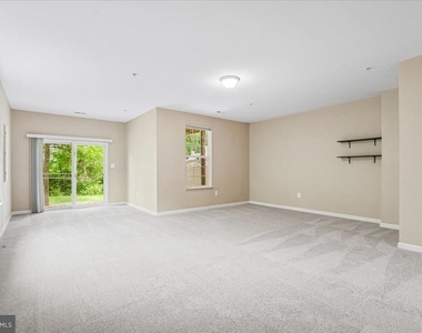 5053 Wesley Square - Photo Thumbnail 33